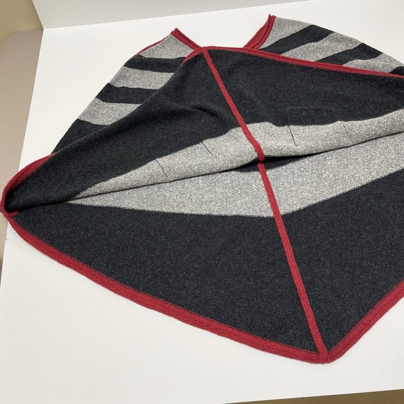 Patagonia Poncho Cape Women Small Gray Striped Loislee Pullover V Neck Sweater - Picture 8 of 14